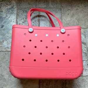 EUC Coral BOGG BAG Original Tote!